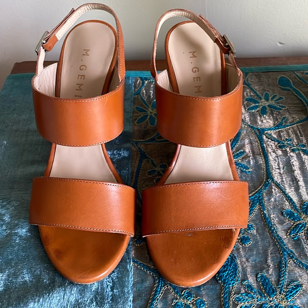 M. GEMI  Leather Wedge Sandals Sz 37